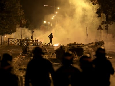 China files complaint with France