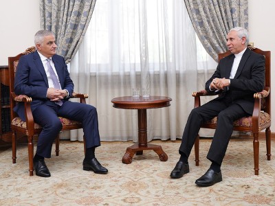 Armenia deputy PM has farewell meeting with outgoing Iranian ambassador