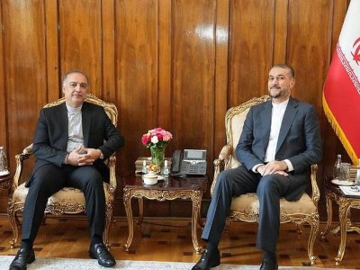 Iran's new ambassador starts mission in Armenia