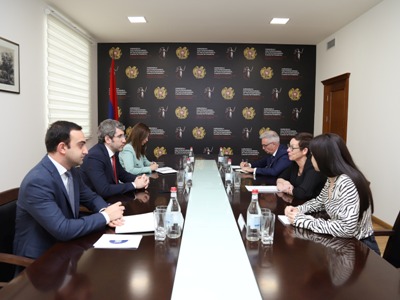 Գրիգոր Մինասյանը և ՀՀ-ում Ֆրանսիայի դեսպանը քննարկել են հայ-ֆրանսիական իրավական ոլորտի օրակարգը