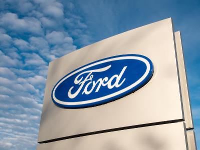 ԱՄՆ կարգավորիչները հետաքննում են Ford Escapes որոշ մոդելների վերաբերյալ բողոքները, որոնց դռները վարելիս կարող են բացվել