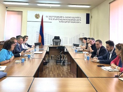 ԵԶԲ պատվիրակության հետ քննարկվել են Քաջարան-Ագարակ ճանապարհահատվածի կառուցման հարցեր