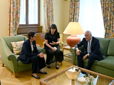 Президент Ваагн Хачатурян посетил посольство Франции в Армении по случаю Национального дня Франции