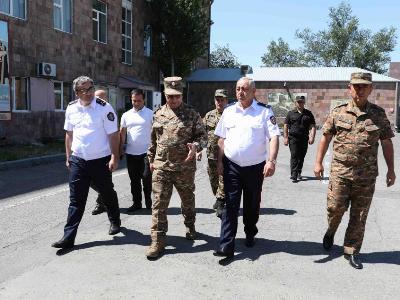ՀՀ զինդատախազը կենտրոնական հավաքակայանում հետևել է ամառային զորակոչի ընթացքին