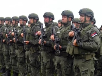 Сербия приостановила экспорт оружия для обеспечения своей безопасности