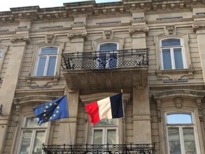Азербайджан устроил Франции демарш в День взятия Бастилии