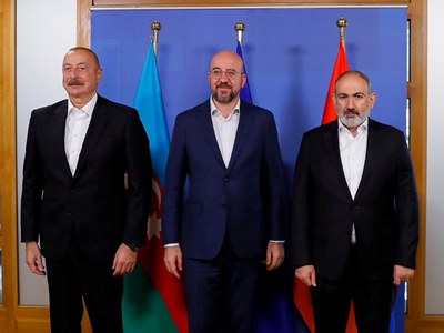 В Брюсселе обсудили урегулирование отношений между Арменией и Азербайджаном и гуманитарную ситуацию в Нагорном Карабахе
