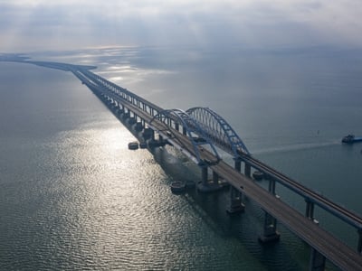 ЧП на Крымском мосту: есть погибшие и пострадавшая