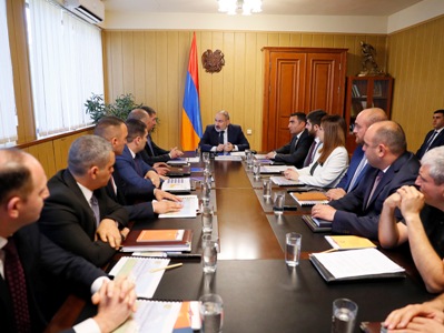 Փաշինյանը Արարատի մարզում է. 24 130 հա վարելահողերից օգտագործվում է 16 382 հա-ն