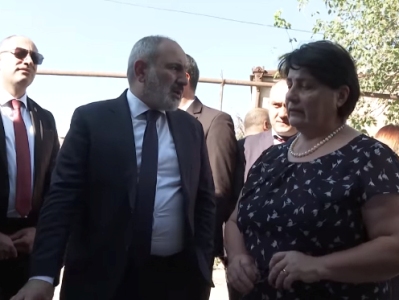 Փաշինյանը Վերին Դվինում ծանոթացել է փողոցների լուսավորության աշխատանքներին