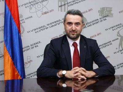 Замглавы МОНКС Армении Ара Хзмалян подал заявление об увольнении