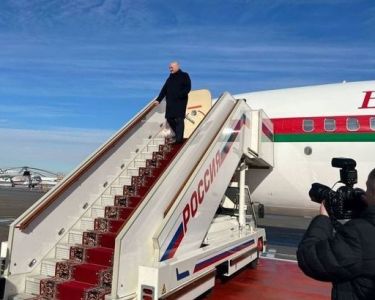 Лукашенко прибыл в Санкт-Петербург