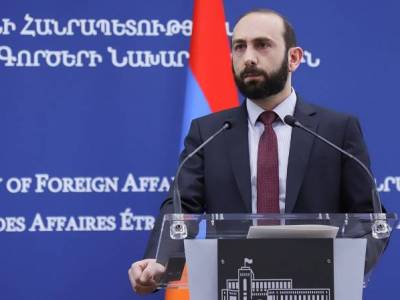 MFA: Armenia cannot discuss alternative ways to deliver aid to Artsakh