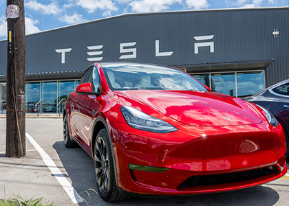 Tesla оказалась под следствием в связи с жалобами на опасную неисправность новых моделей Model 3 и Model Y