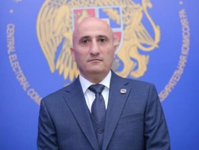Զուտ ձայնագրությամբ վարչական ռեսուրսի չարաշահման փաստ չի եղել. ԿԸՀ նախագահը՝ Ավինյանի օգտին չարաշահումների մասին