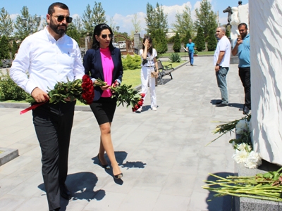 Անահիտ Մանասյանը հարգանքի տուրք է մատուցել Սինջարում ցեղասպանության զոհ դարձած եզդիների հիշատակին
