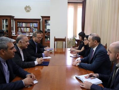 ԱԽ քարտուղարն Իրանի դեսպանին ներկայացրել է Լեռնային Ղարաբաղում ստեղծված հումանիտար ճգնաժամը