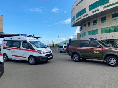 Red Cross transports 11 medical patients from Karabakh to Armenia after 11 days of complete blockade by Azerbaijan