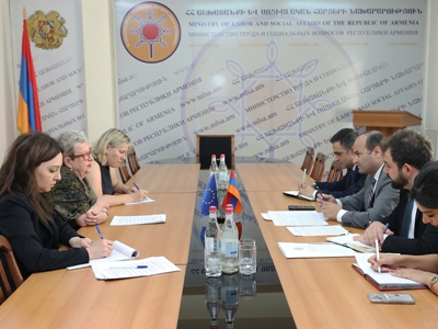 ԼՂ բնակիչները զուրկ են անհրաժեշտ կենսապայմաններից. Նարեկ Մկրտչյանն ընդունել է Անդրեա Վիկտորինին