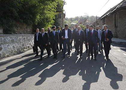 Գորիս-Երեւան ավտոճանապարհը շատ վաղուց այսքան լավ վիճակում չի եղել. Փաշինյանը կոչ է անում՝ այցելել Սյունիք