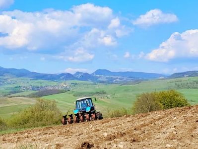 Azerbaijan fires on combine harvester working in Karabakh village field