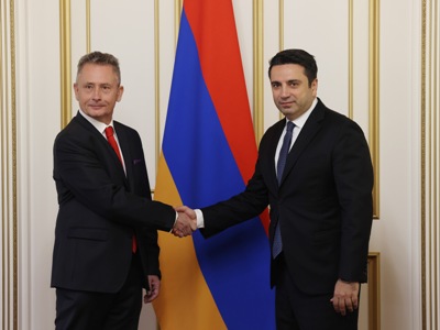Ալեն Սիմոնյանն ընդունել է ՀՀ-ում Լեհաստանի դեսպանին. անդրադարձ է եղել Ադրբեջանի ռազմատենչ հայտարարություններին