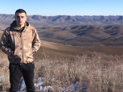 7-8 ադրբեջանցի հարձակվել են Ալենի վրա․Ալենն օգնություն էր խնդրում, բայց խաղաղապահներն մի քայլ անգամ չարեցին․ «Փաստինֆո»