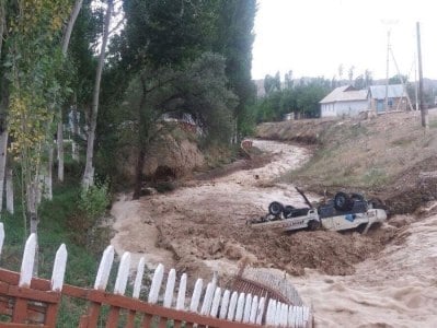 Число погибших после сильных дождей в Таджикистане выросло до 17