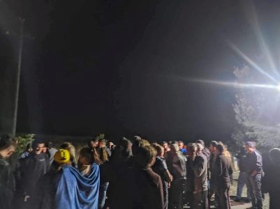 Экс-мэр Аскерана: Азербайджанцы прошли блокпост российских миротворцев и пытаются поставить палатки