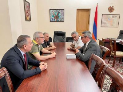 Депутаты парламента Армении и глава ВПК обсудили предстоящие программы