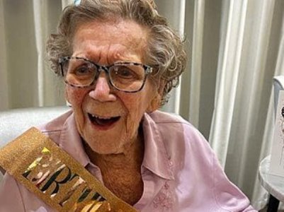 100-летняя жительница Великобритании поделилась простыми секретами долголетия