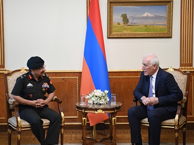 Ձեր այցը կարեւոր նշանակություն ունի․ Վահագն Խաչատուրյանը՝ հնդիկ պաշտոնյային