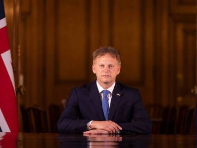 Министра энергетики Гранта Шэппса назначили на пост главы Минобороны Британии