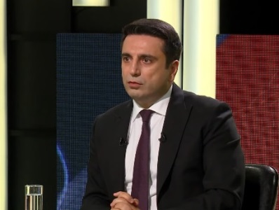 Ален Симонян: Россия пытается собственное бездействие свалить на армянскую сторону
