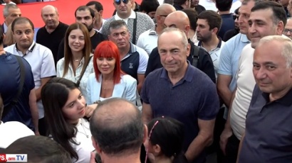 Ռոբերտ Քոչարյանը՝ Արայիկ Հարությունյանի հրաժարականի մասին
