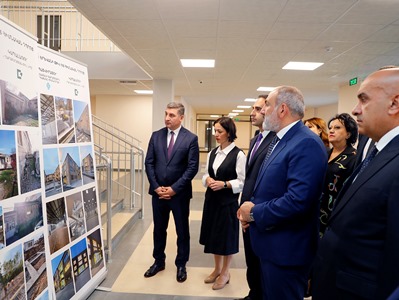 300 դպրոց և 500 մանկապարտեզ ծրագիրն ամենևին էլ կրթական չէ. վարչապետն այցելել է Երևանի և մարզերի նորակառույց դպրոցներ