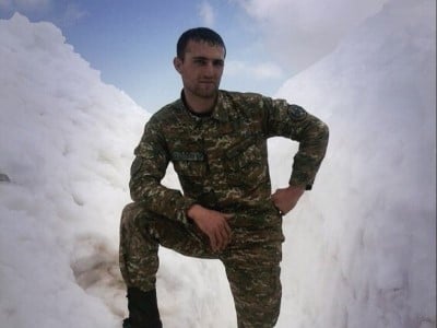 «Մենակ ենք մնացել». Շիրազի մարմինը շուրջ 1 տարի է՝ միջդիրքային գոտում է, նրա ընտանիքն ապրում է սոցիալապես ծանր վիճակում