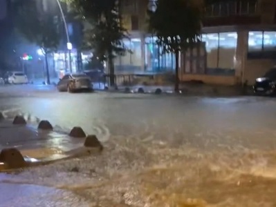 В Турции проливные дожди вызвали сели и наводнения: сообщается о погибших, в Стамбуле бедственная ситуация
