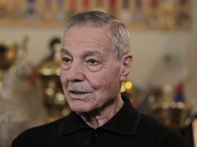 Armenia PM on the late Albert Azaryan: Man-legend who was inspiring example, teacher for all athletes