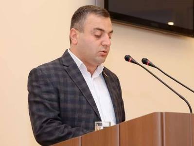 Արցախում գործող ՀՀ իշխանության արբանյակները շրջանառության մեջ դրեցին 2018-ի ծանոթ եզրույթ. Դավիթ Գալստյան
