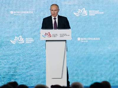 Эксперт: Путин выступлением на ВЭФ пытался снизить остроту ситуации с Арменией