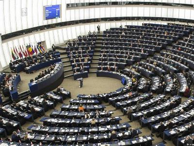 Европарламентарии призывают осудить нарушения прав человека и демократии в Азербайджане