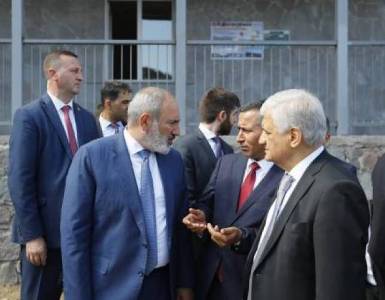 «Հրապարակ». Սյունիքի մարզպետի եւ Կապանի ՔՊ-ականների հարաբերությունները կրկին լարվել են