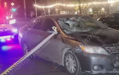 В Ереване подверглись наезду двое подростков на электрическом самокате: они госпитализированы