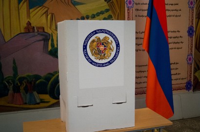 «Независимый наблюдатель»: На 20 избирательных участках зафиксировано нарушение тайны голосования
