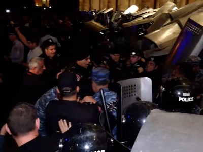 Սեպտեմբերի 20–ին Երևանում բողոքի ակցիա իրականացնողներից 30–ը բերման են ենթարկվել