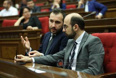 «Ժողովուրդ». Հրահանգ է իջեցվել. ՔՊ-ականներն այսօրվանից «թաքստոցներից» դուրս կգան՝ ընդդիմադիրներին վարկաբեկելու համար