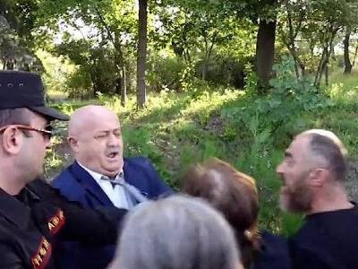 В Армении отцу погибшего военнослужащего предъявлено обвинение