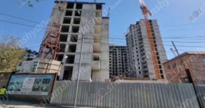 Երևանում նոր կառուցվող բարձրահարկ էլիտար շենքում հայտնաբերվել է 30-ամյա տղամարդու դի