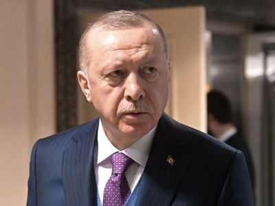 Эрдоган обсудит с Алиевым предложенную Анкарой встречу лидеров РФ, Турции, Азербайджана и Армении